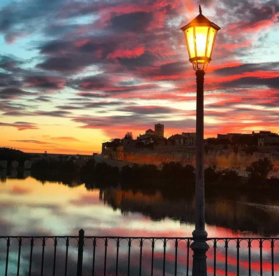 A Los Ojos Del Rio Duero 萨莫拉 外观 照片