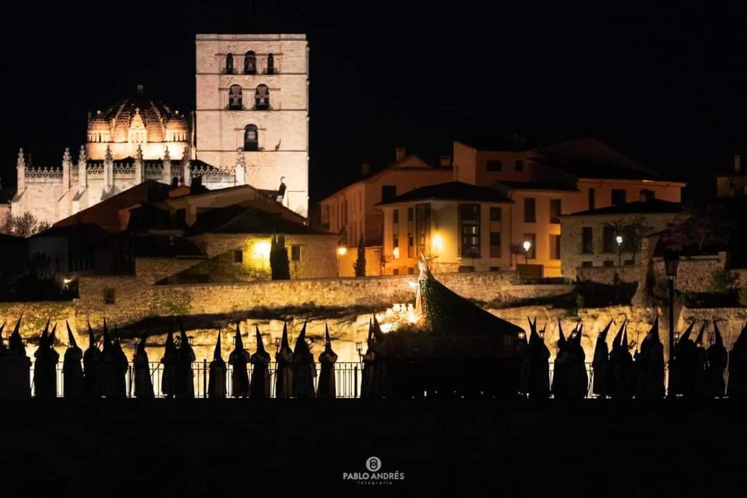 A Los Ojos Del Rio Duero 萨莫拉 外观 照片